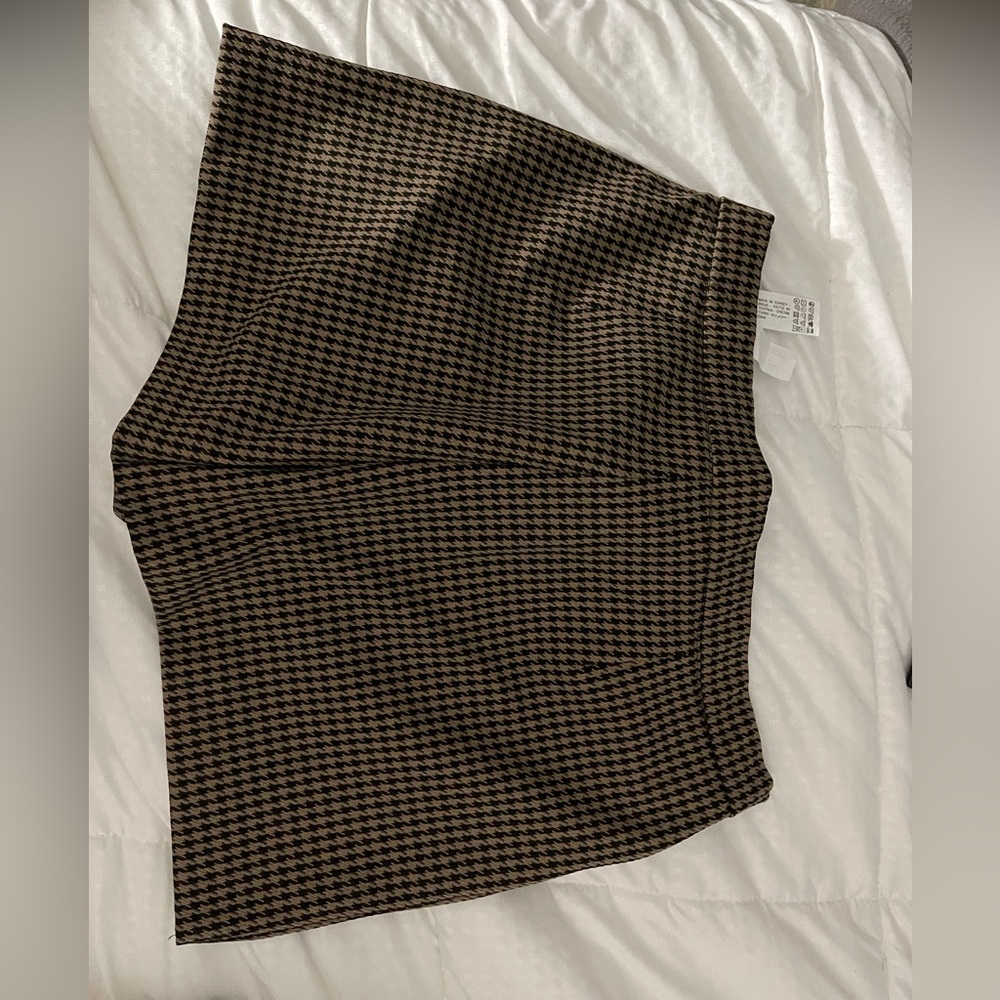 Zara Flap Trim Skort Size Large NWT